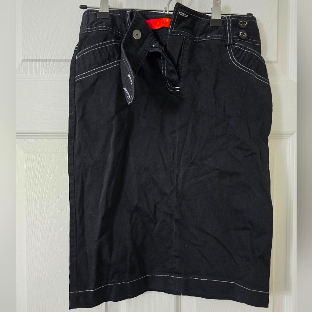 Black Knee-Length Skirt with White Stitching
